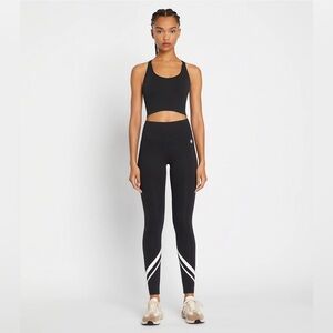 Tory Sport High-Rise Weightless Buttery Soft Chevron Leggings Size Small